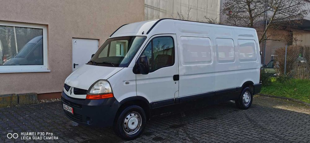 Транспортна Дейност Микробус за превоз на товари