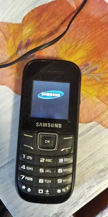 телефон нокиа с 2 сим карти, самсунг, нокиа 1600