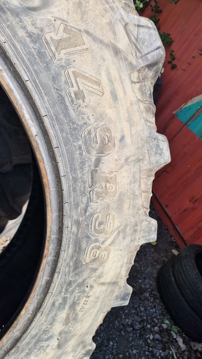 CAUCIUC agri 14.9R38 marca Taurus