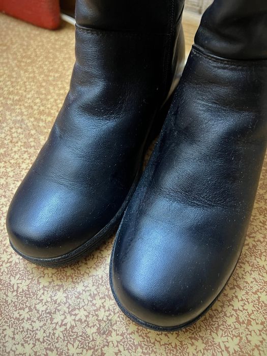 Сапоги женские продам