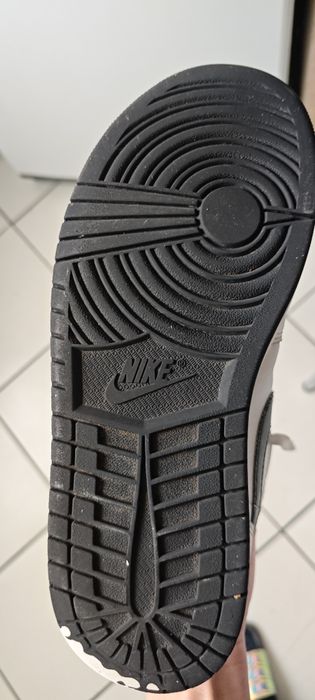 Маратонки Nike 42 номер