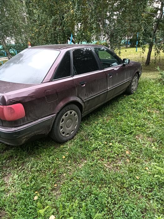 Продам Ауди 80 б4