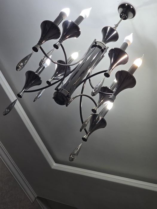 Люстра для холла