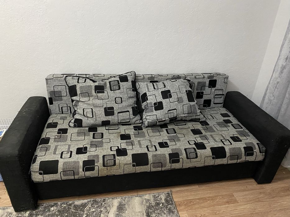 Отдам шкаф и диван даром