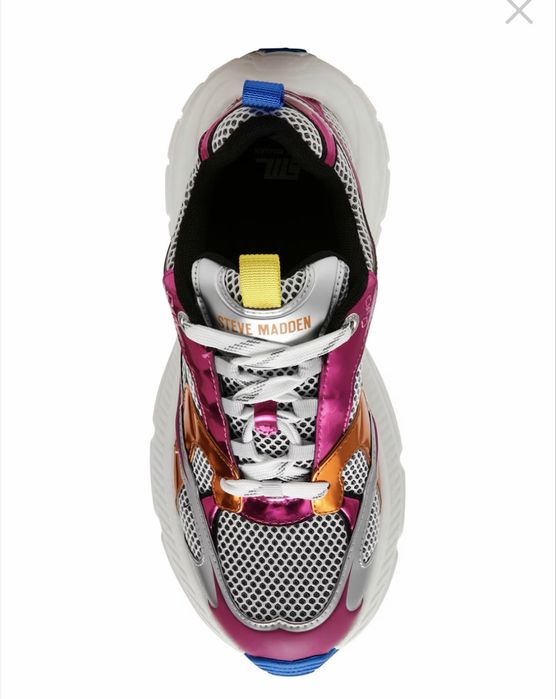сникърси steve madden