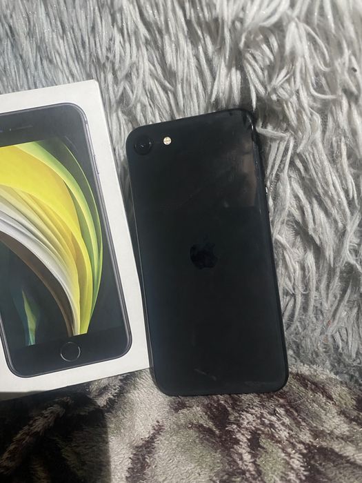 Айфон се 2 64гб