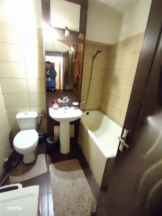 Apartament 2 camere, 57 mp, zona Craiovita Noua
