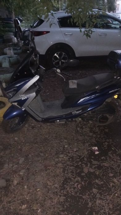 Продам скутер Maxi