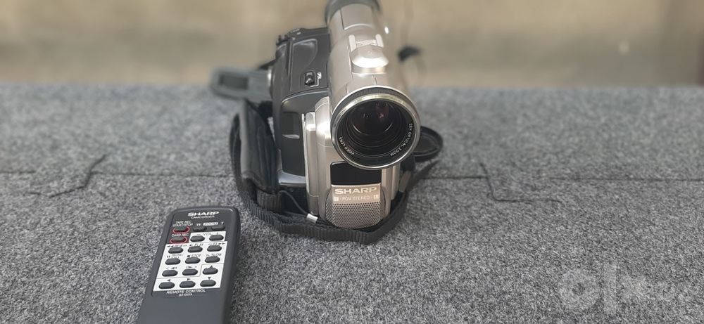 Видеокамера SHARP
