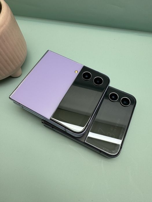 Samsung z flip 4 256Gb orginal