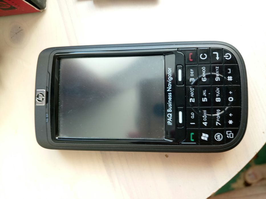 HP iPaq 614c Business Navigator Антисмартфон
