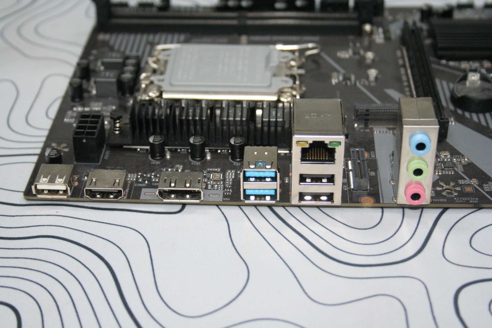 Материнская Плата H610