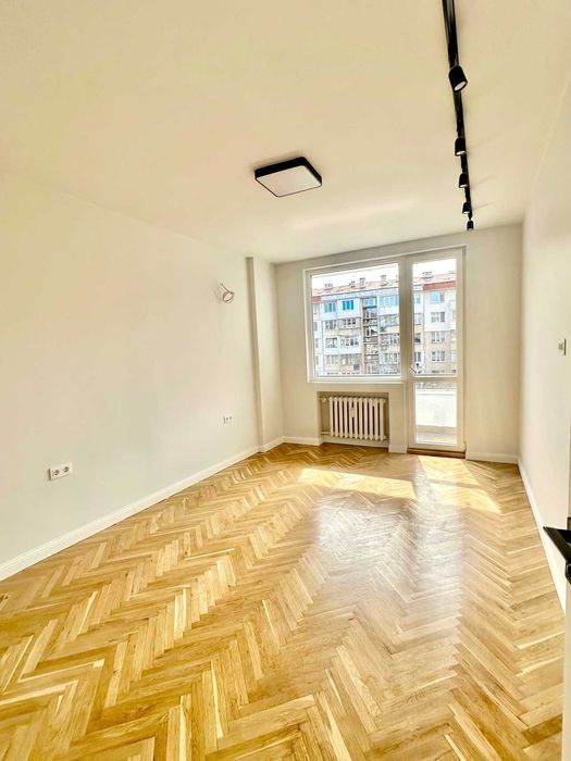 Продава се Четиристаен апартамент в София, Банишора - 90 кв.м за 1757 €/кв.м - Снимка #10