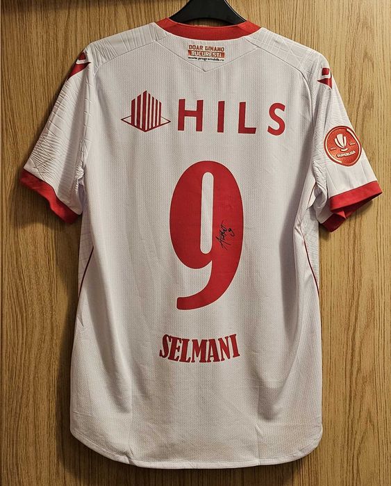 Nou Tricou original Dinamo Bucuresti - Astrit Selmani autograf/semnatu