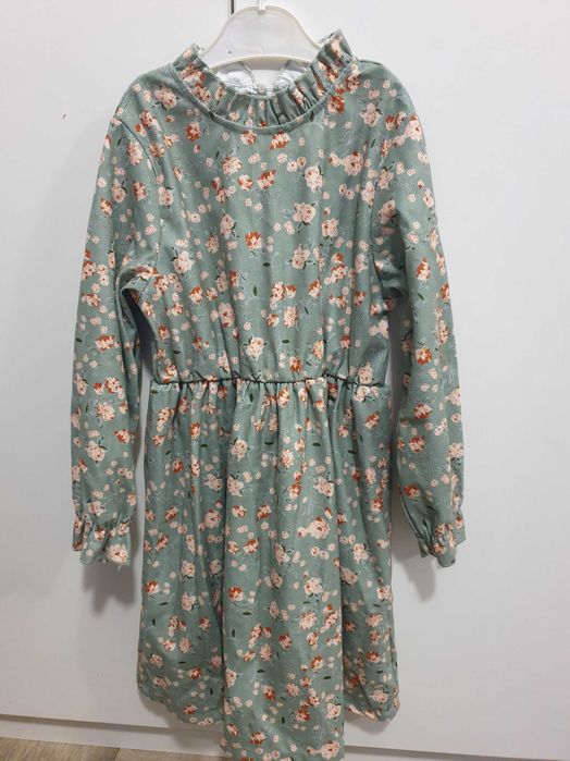 Платья на девочку