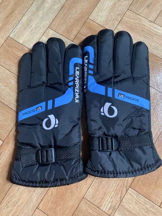 Продам перчатки зимние