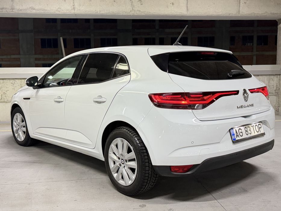 RENAULT Megane 2022 — imagine 3