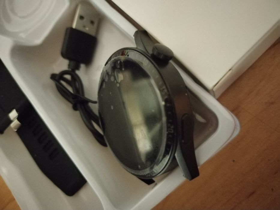 Смарт часовник -  50лв.