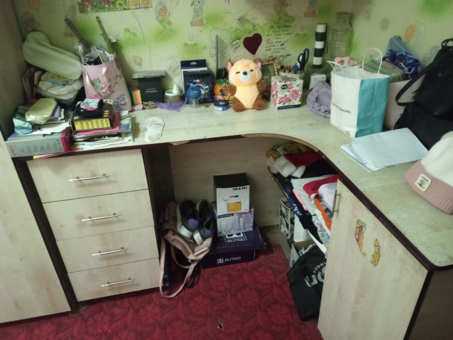 Продам спальный гарнитур