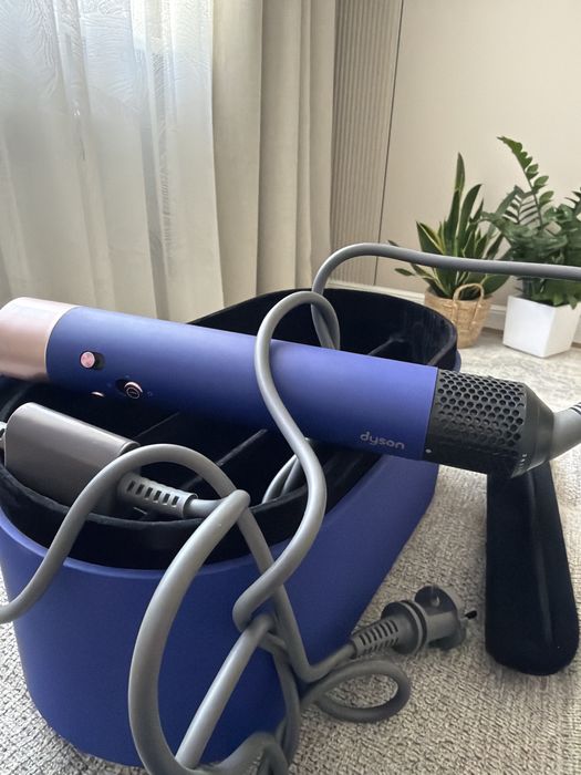 Продам Dyson стайлер