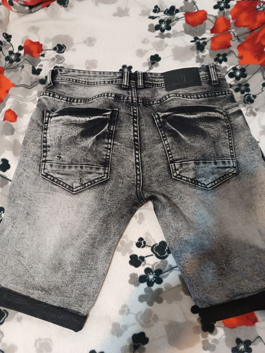 Pantaloni scurți blug Converse Lee, mărimea M.