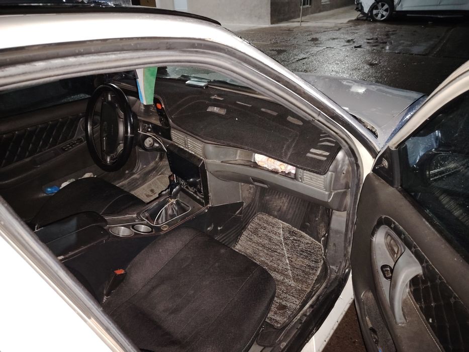 Нехиа 1 сонс сотилади 1999