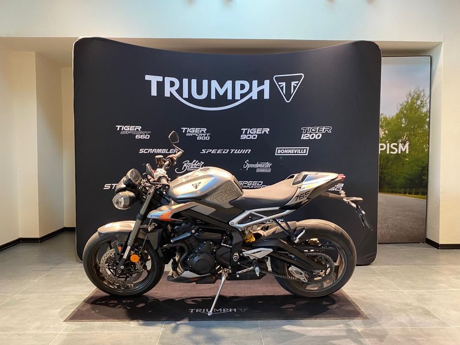 Motocicleta Triumph Street Triple 765 RS Second 2025 | Rate | Leasing