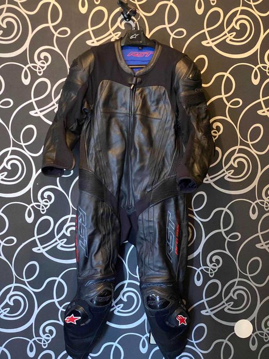 Екип 1 част RST Pro Series EVO Airbag 60 размер