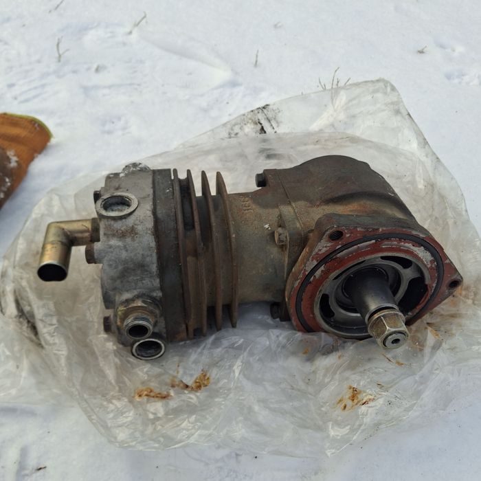 Трубина и компрессор  на шансиман F2000