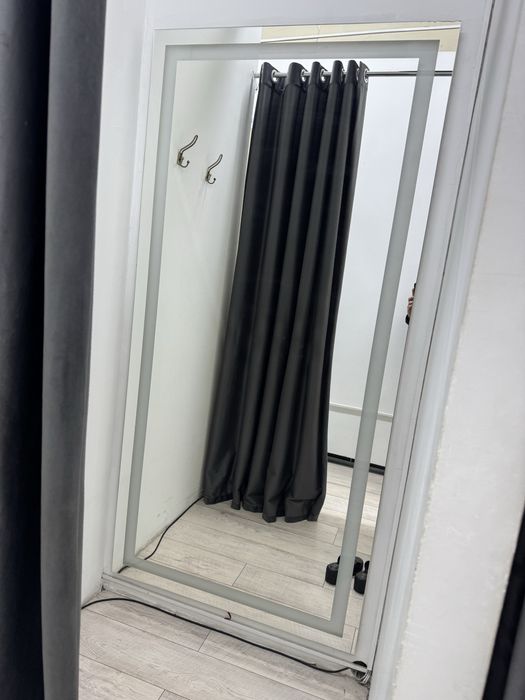 Зеркало с подсветкой