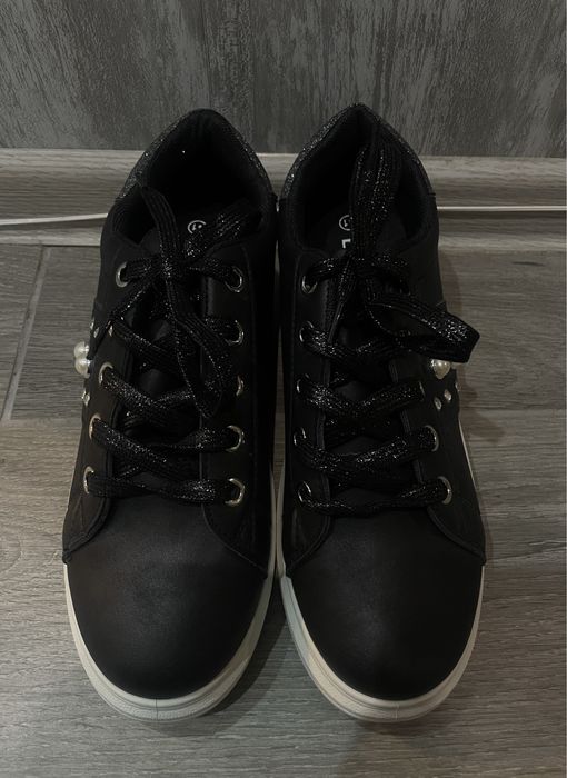 Дамски обувки Emas