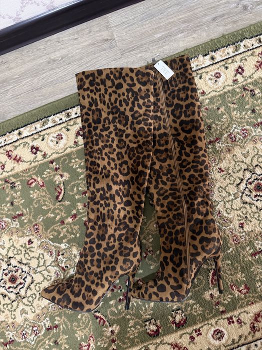 Ботфорты новые леопард
