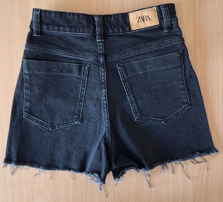 Черни дънкови шорти ZARA с висока талия