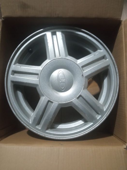 Торусы 14р почти новые