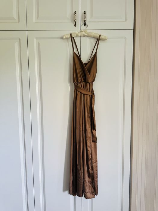 Rochie lunga , eleganta masura S/ M, noua cu cordon inntalie din satin