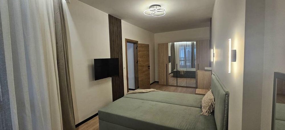 Дава се под наем Двустаен апартамент в Пловдив, Младежки Хълм - 80 кв.м за 750 € - Снимка #4