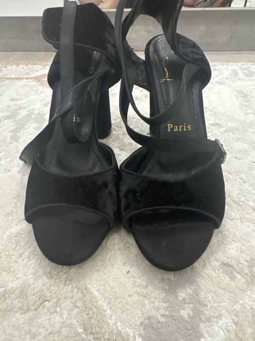 Продам новый туфли