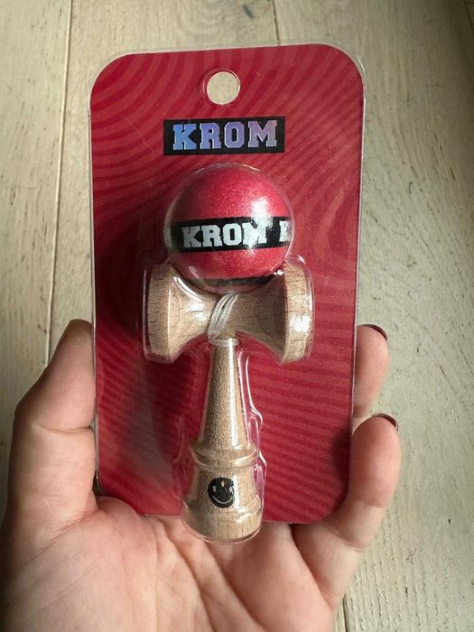 Kendama Krom Mikro Mini Red