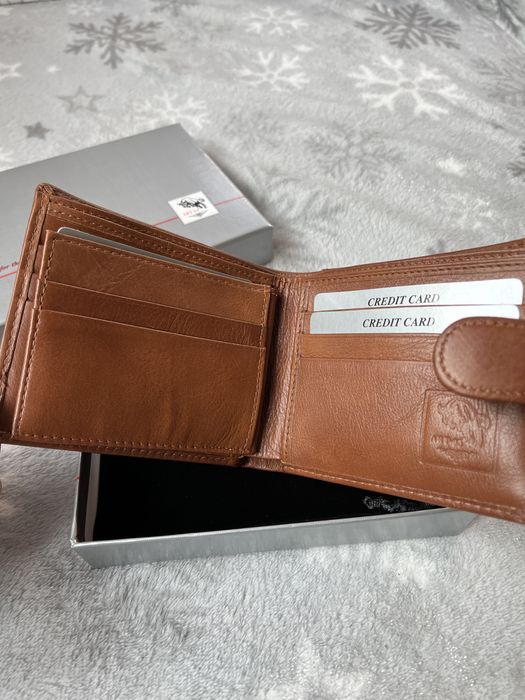 Чисто нов мъжки портфейл АРТ 93