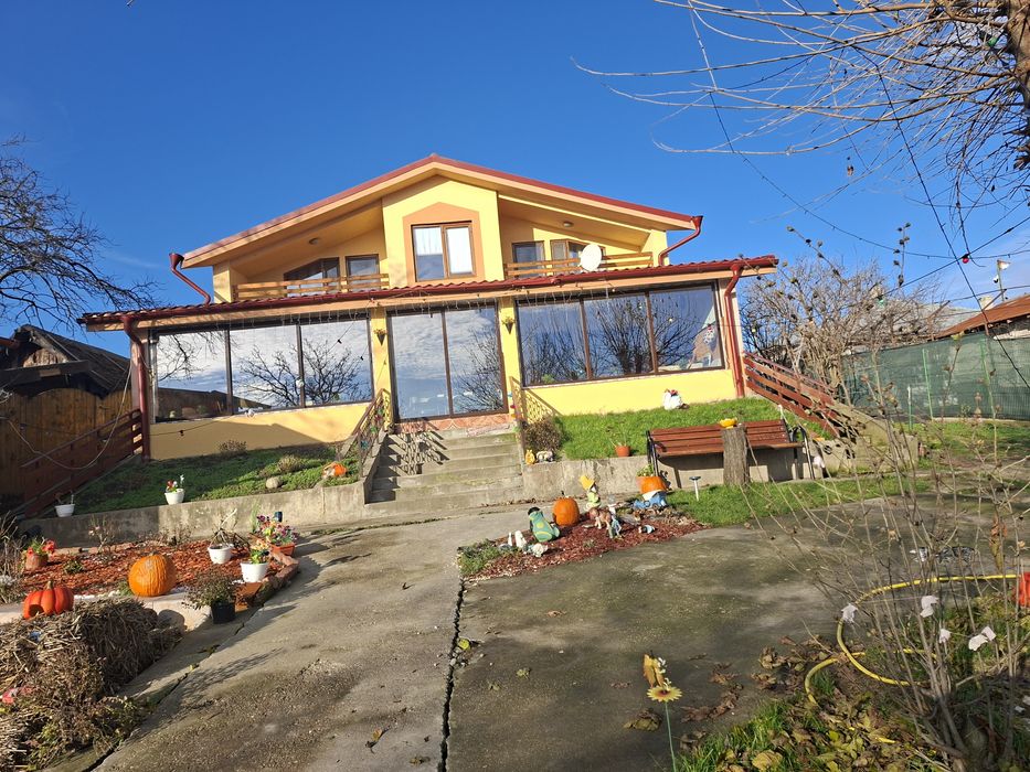 Casa si teren la lacul Snagov