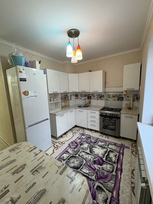 2 бөлмелі пәтер сатылады.