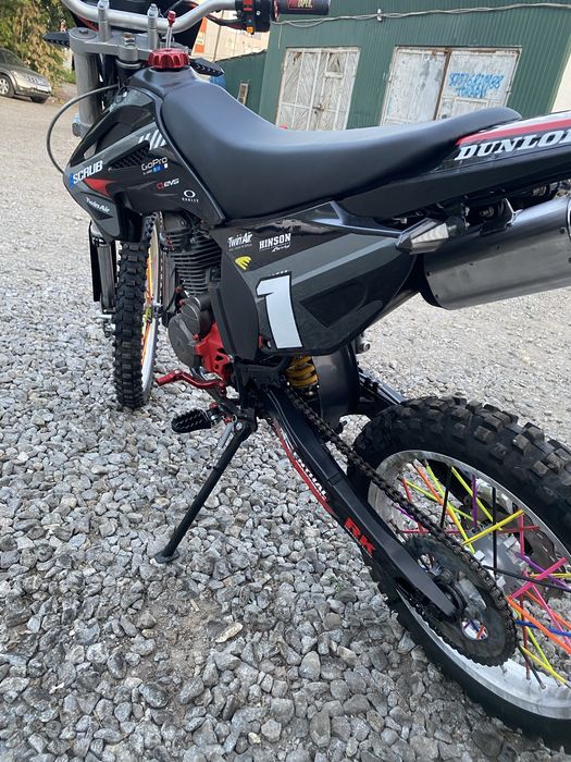 Продам эндуро 250куб