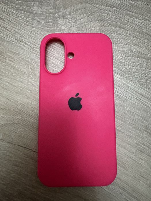 Кейс за айфон 16