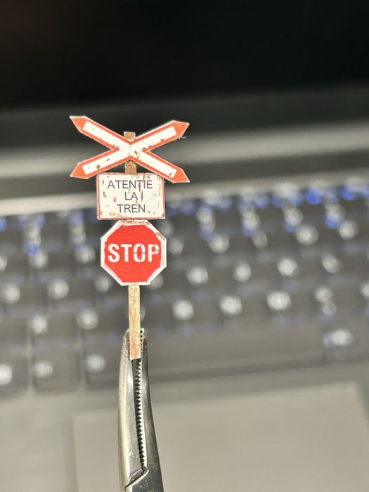 Macheta Stâlp indicator Trecere Cale Ferata scara 1:87