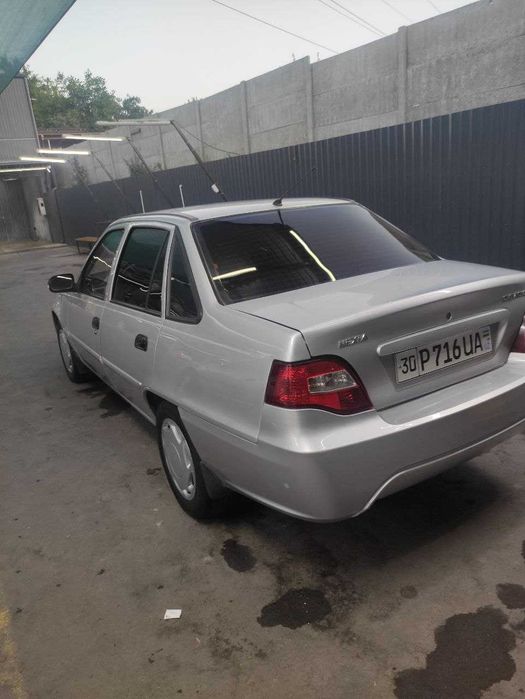 NEXIYA 2 5200$ kelishamiz moshina tiniq