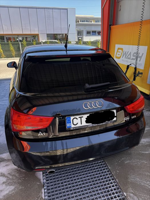 Audi A1 cu distributia schimbata acum 1 an jumate