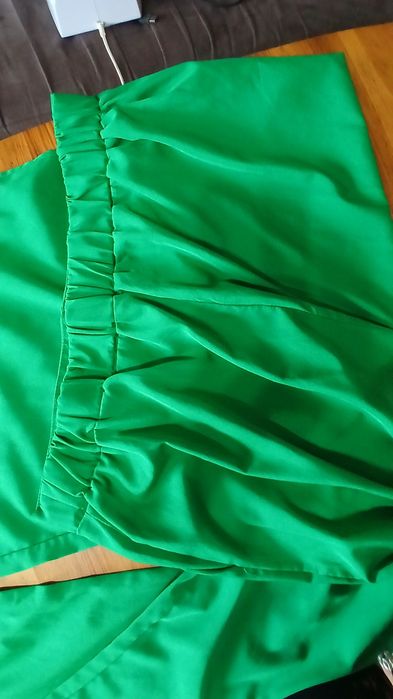 Дамски широк панталон 2XL – зелен, нов