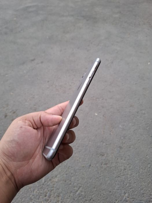 iPhone 5S va 6 Plus // sotiladi