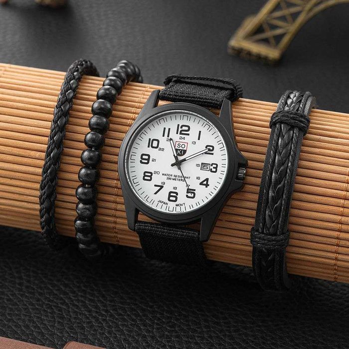 Мужские часы в комплекте со стильным  браслетом