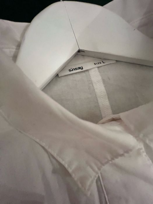 Camasa lunga alba, maneci 3/4, eleganta din bumbac Sinsay